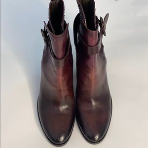 Italian JD Ghost Burgundy leather boot.